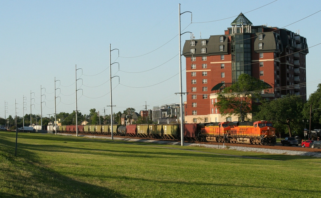 BNSF freight train on the NOPB